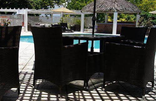 Visa Lodge Port-au-Prince Eksteriør billede